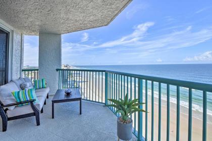 Luxe Daytona Beach Resort Retreat with Views